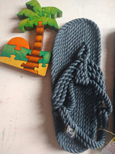 Cargar imagen en el visor de la galería, Jester color mezclilla