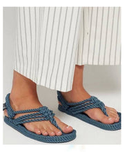 Cargar imagen en el visor de la galería, Jester color mezclilla