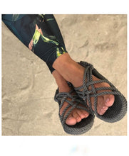 Cargar imagen en el visor de la galería, JC color gris