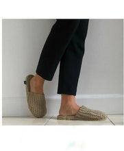 Cargar imagen en el visor de la galería, Sandalia pantufla Slippa Camel