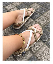 Cargar imagen en el visor de la galería, Mountain Momma blanco con camel