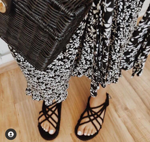 Cargar imagen en el visor de la galería, JC Negro